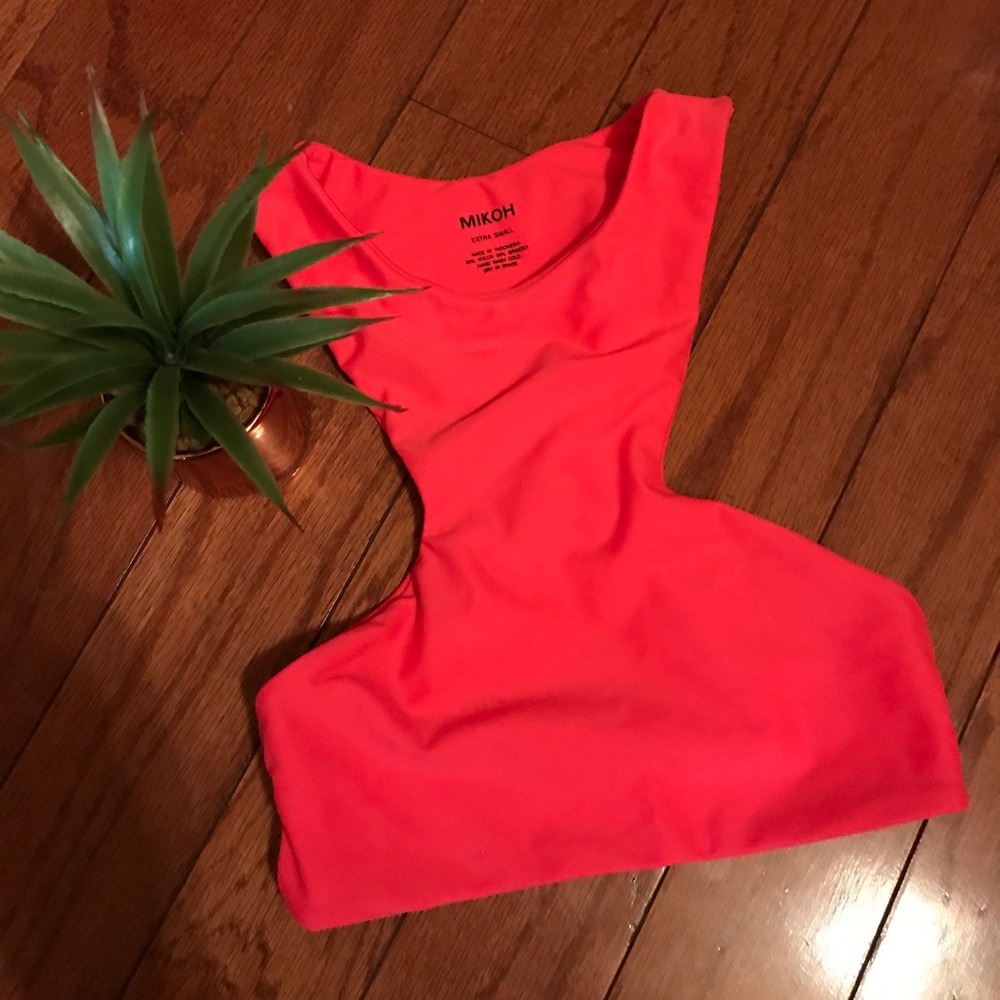NWOT Mikoh Barbados Puka Puka Bikini Top